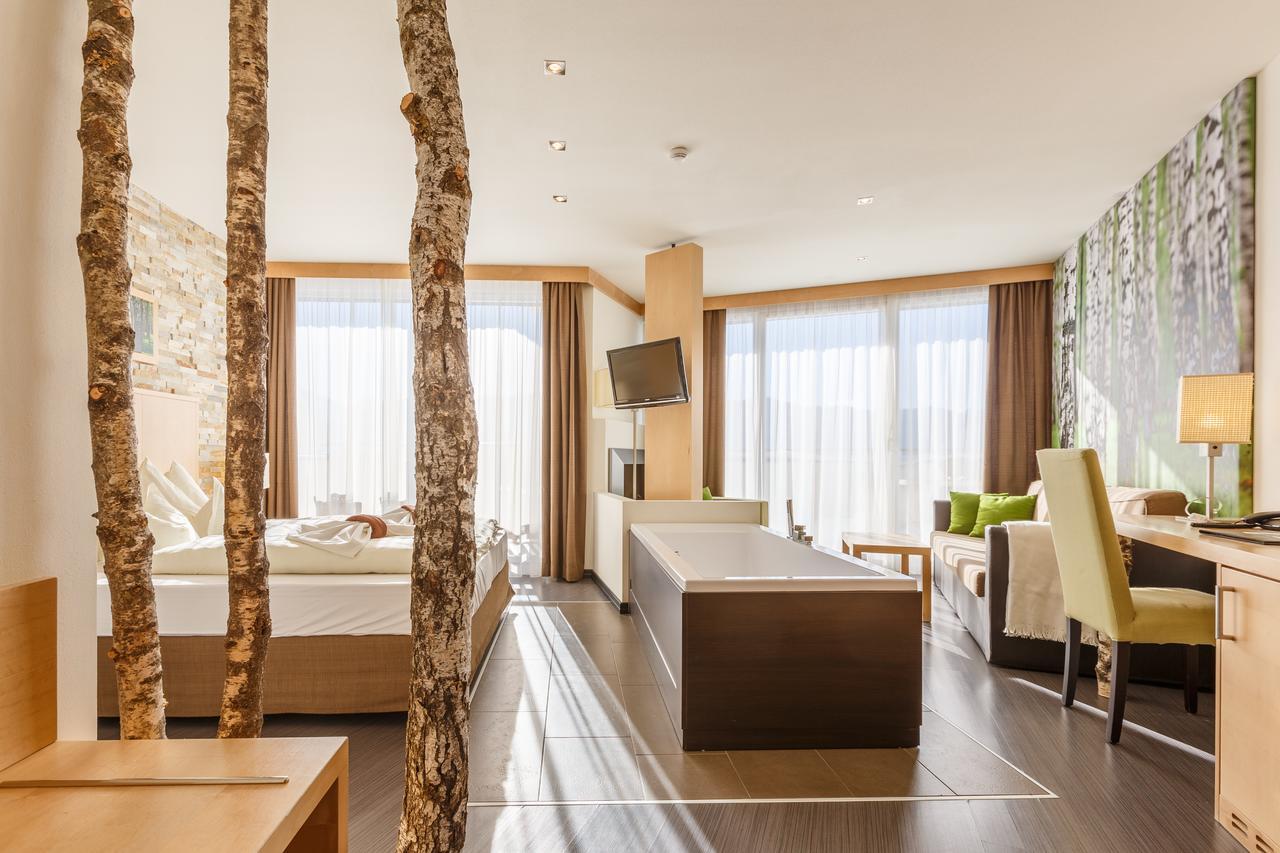 Hotel Amaten 3*