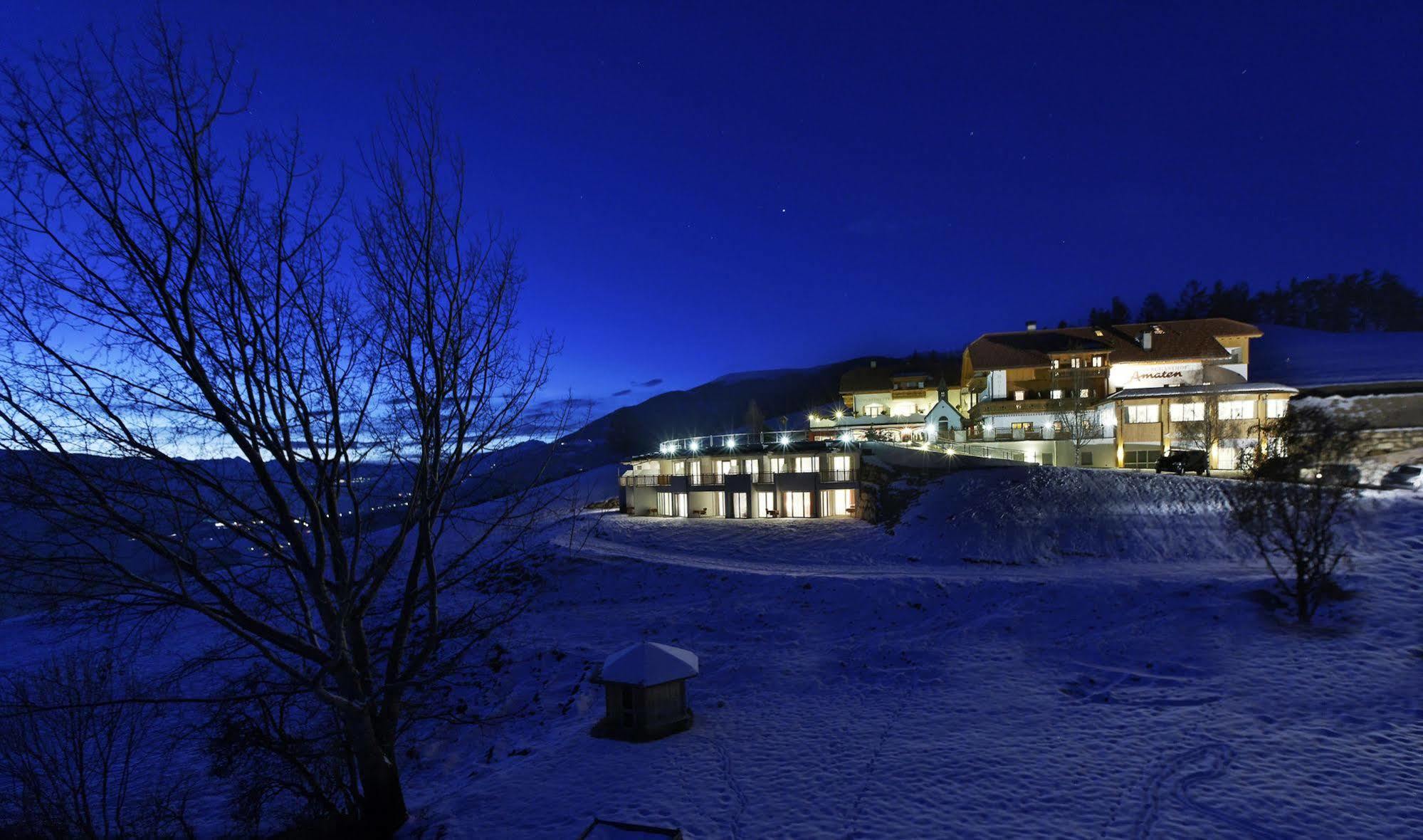 Hotel Amaten 3*